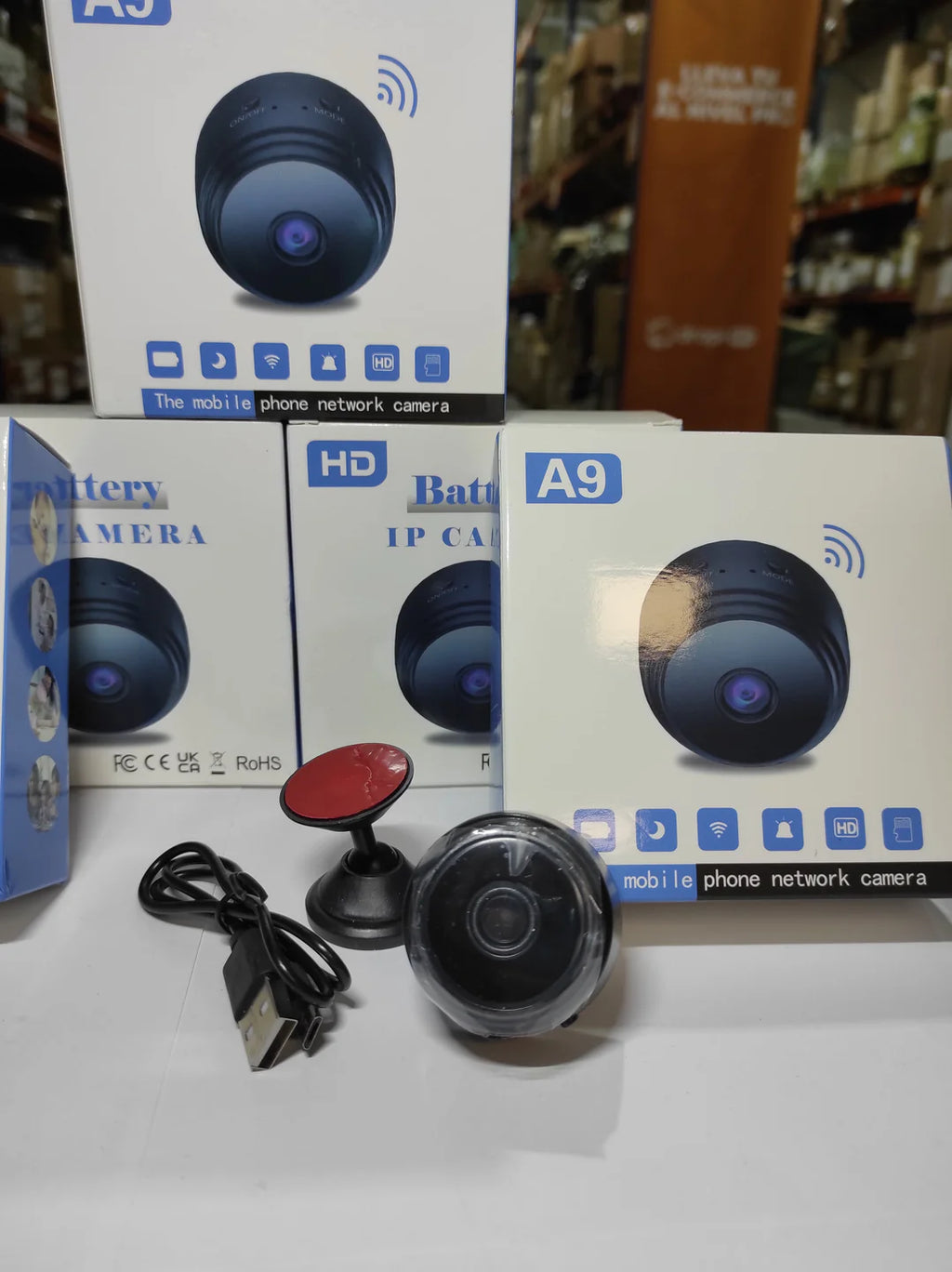 Mini Cameră